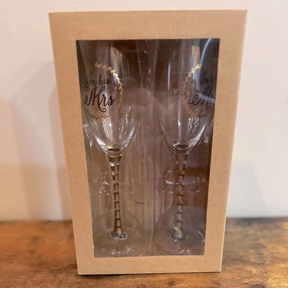 Mr. & Mrs. Flute set | NWT | Wedding champagne flutes